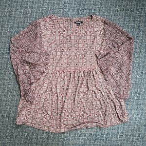 Printed blouse with mesh sleeves